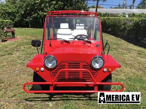 Red Mokee 4 Passenger Golf Cart affordable golf cart rental, golf cart rental san antonio, san antonio golf cart rental golf cart rental