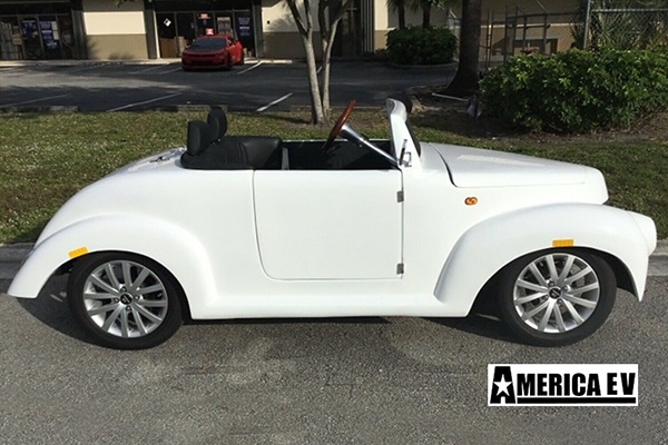 White America EV 39 Roadster 4 Passenger Golf Cart affordable golf cart rental, golf cart rental san antonio, san antonio golf cart rental golf cart rental