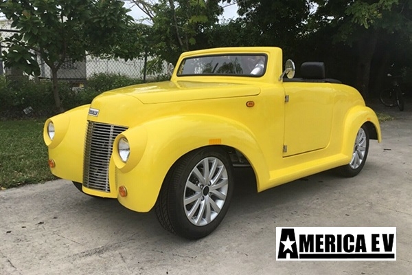 Yellow America EV 39 Roadster 4 Passenger Golf Cart affordable golf cart rental, golf cart rental san antonio, san antonio golf cart rental golf cart rental